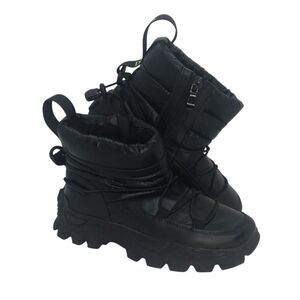Dream Pairs Girls Pre-owned Puffy Black Winter Zip Up Boots - sz. 2